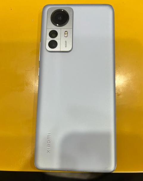 小米11pro和12哪个好