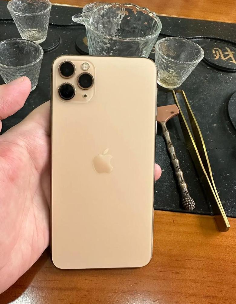 苹果11pro max手机多重